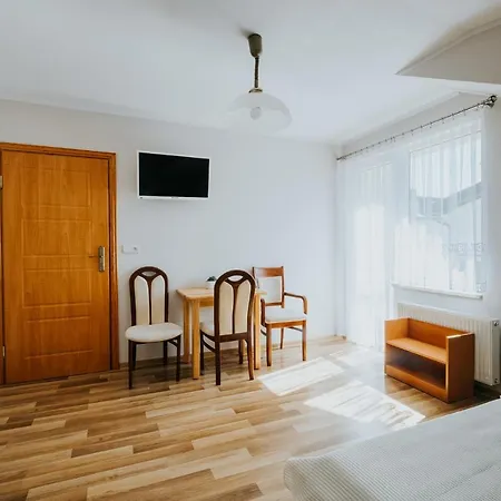 Karol Guest house *