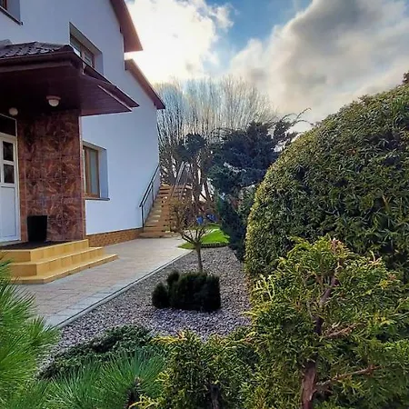 Guest house Karol Karwia