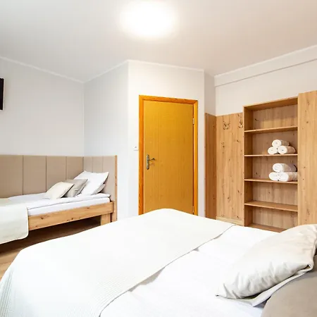Guest house Karol *