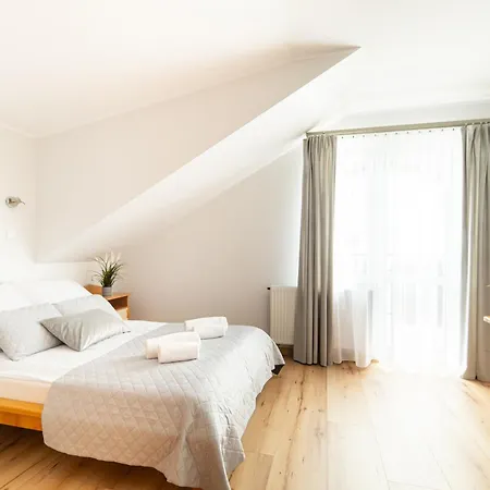 Guest house Karol *