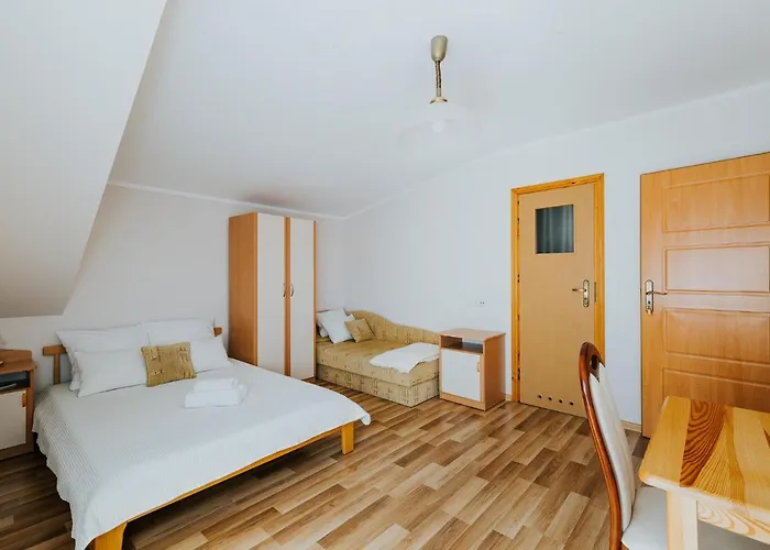 Karol Гостевой дом 3*